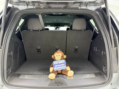 Used 2023 Chevrolet Tahoe Z71 w/ Luxury Package image 8