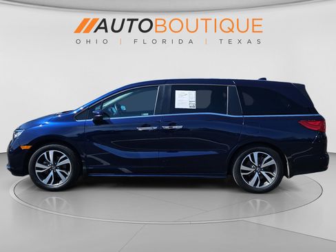 Used 2024 Honda Odyssey Touring image 2