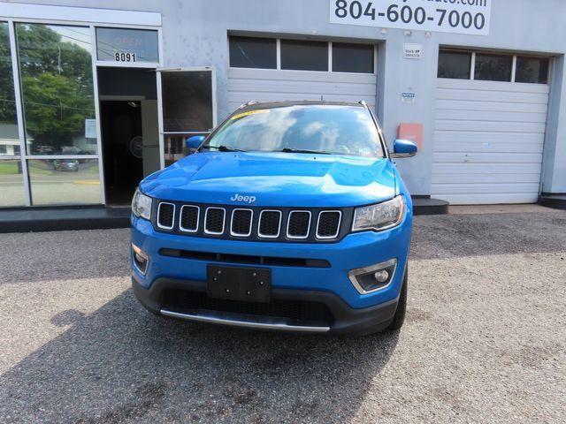 Used 2017 Jeep Compass Limited AWD/4WD image 2