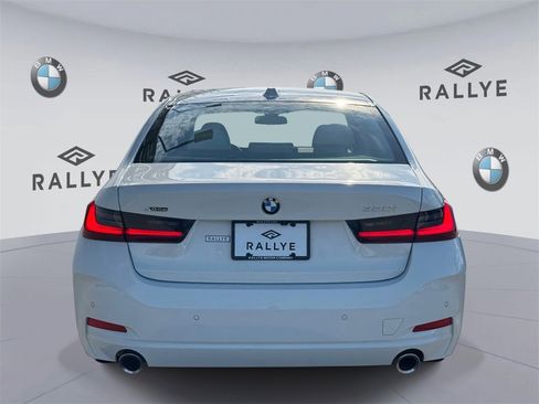 Certified 2025 BMW 330i xDrive 330i xDrive w/ Convenience Package image 5