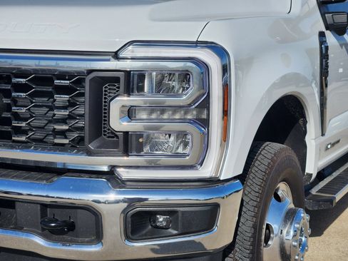 New 2026 Ford F350 XLT w/ XLT Premium Package AWD/4WD image 10