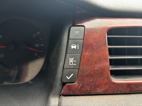 Used 2008 Chevrolet Impala LS FWD image 20