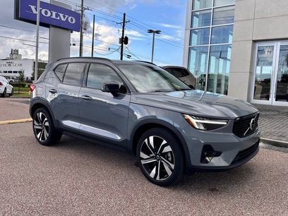 Certified 2023 Volvo XC40 B5 Plus w/ Protection Package Premier