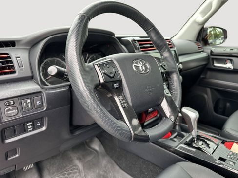 Used 2023 Toyota 4Runner TRD Off-Road Premium w/ Moonroof Package AWD/4WD image 11