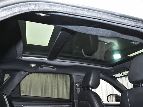Used 2023 Jaguar F-PACE S AWD/4WD image 58