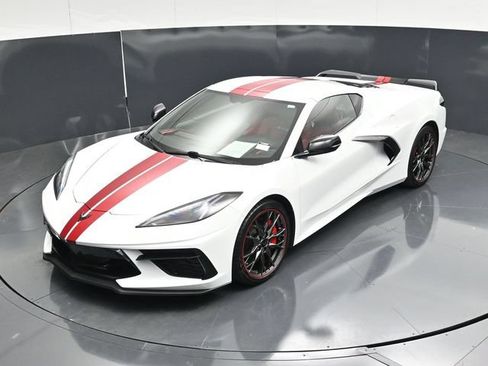 Used 2023 Chevrolet Corvette Stingray Premium Cpe w/ Z51 Performance Package RWD image 33