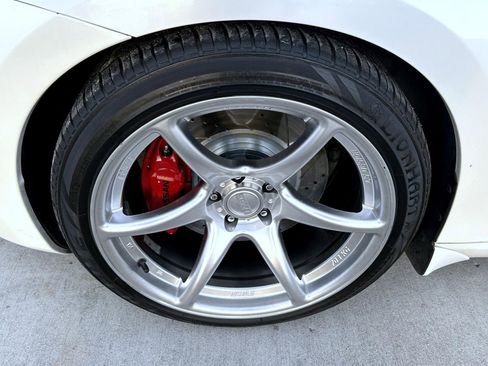 Used 2014 Nissan 370Z Touring w/ Sport Package image 18