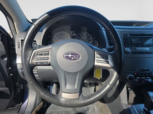 Used 2013 Subaru Outback 2.5i Premium AWD/4WD image 13