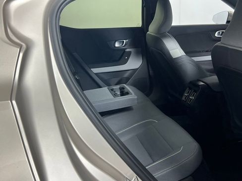 Used 2023 Polestar Polestar 2 image 31