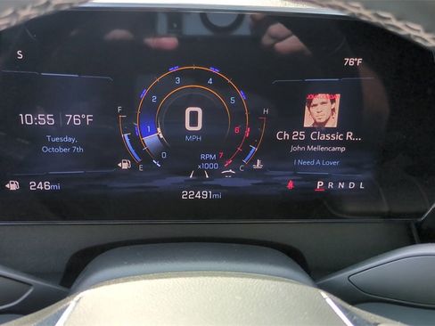 Used 2025 Chevrolet Traverse LT image 17