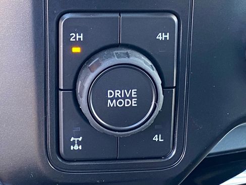 New 2026 Ford F250 Lariat w/ Lariat Premium Package image 15