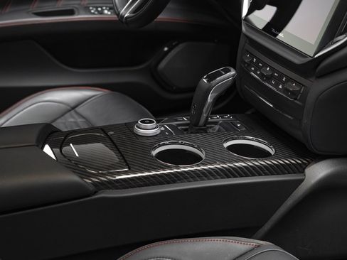 Used 2022 Maserati Ghibli Trofeo image 36