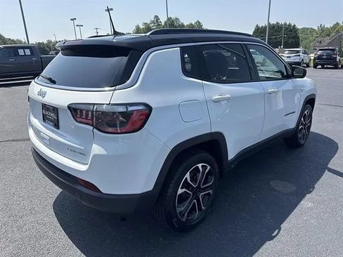 Used 2023 Jeep Compass Limited w/ Sun and Sound Group AWD/4WD image 6