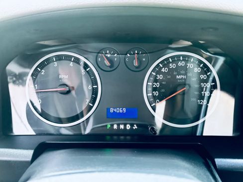 Used 2012 RAM 1500 Express RWD image 20
