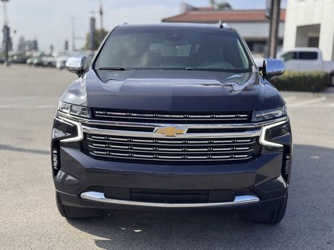 Used 2023 Chevrolet Suburban Premier image 6