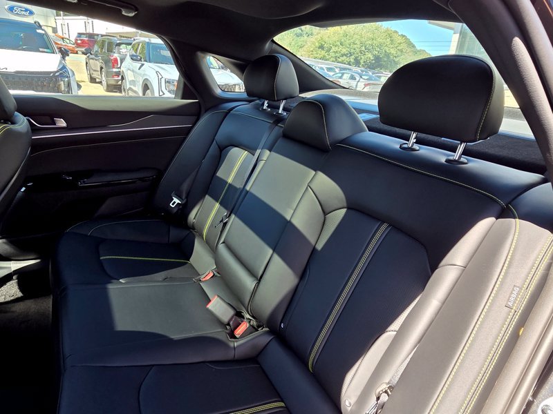 New 2027 Kia K5 GT FWD image 18