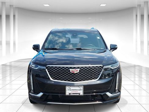 Used 2024 Cadillac XT6 Premium Luxury w/ LPO, Floor Liner Package AWD/4WD image 5