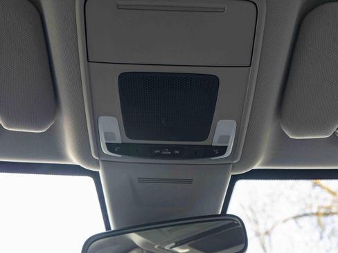 Used 2023 Honda CR-V LX image 34