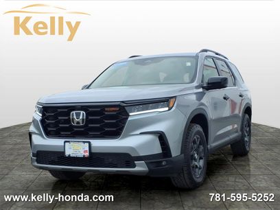 Certified 2025 Honda Pilot TrailSport