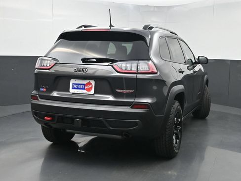 Used 2022 Jeep Cherokee Trailhawk w/ Premium Leather Package AWD/4WD image 40