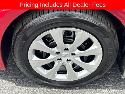 Used 2026 Toyota Corolla LE FWD image 22