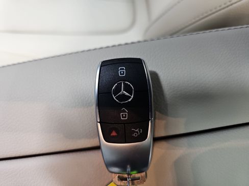 Used 2025 Mercedes-Benz GLA 250 image 37