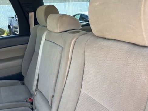 Used 2008 Toyota Sequoia SR5 AWD/4WD image 9