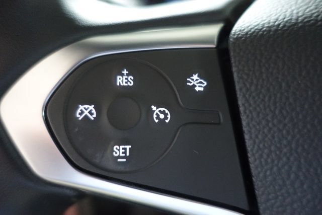 Used 2023 Chevrolet Traverse LT FWD image 13