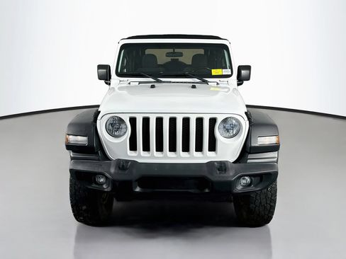 Used 2020 Jeep Wrangler Sport AWD/4WD image 2