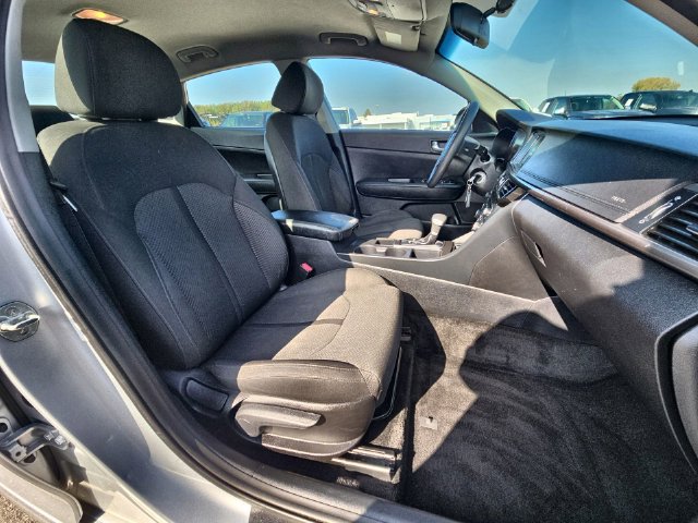 Used 2018 Kia Optima LX FWD image 26