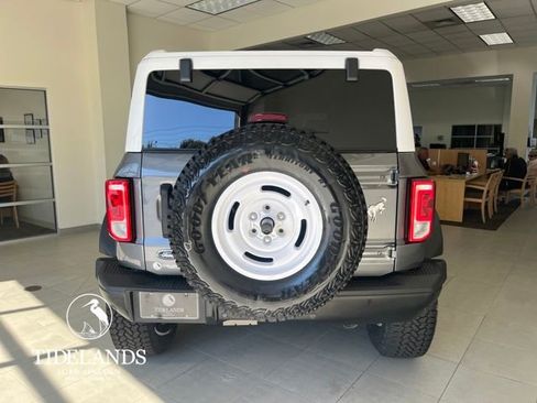 New 2025 Ford Bronco Heritage Edition image 7