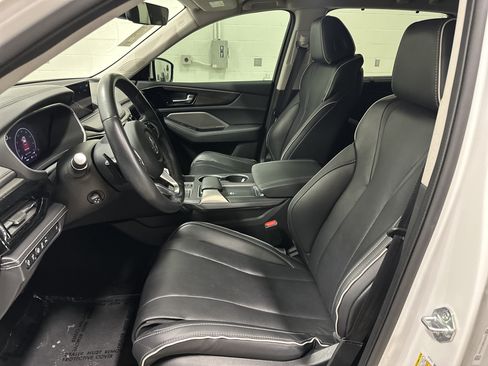 Used 2023 Acura MDX SH-AWD w/ Advance Package image 16