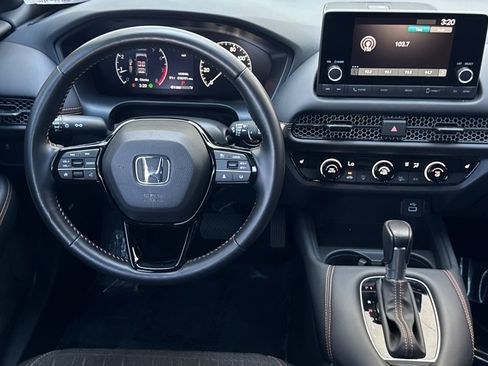 Used 2025 Honda HR-V Sport image 32