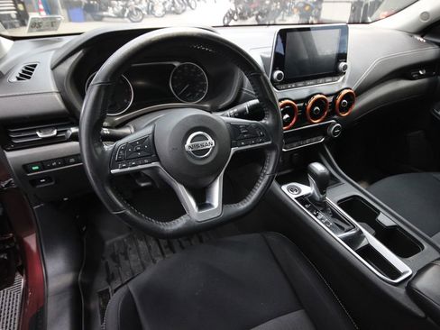 Used 2021 Nissan Sentra SV FWD image 13