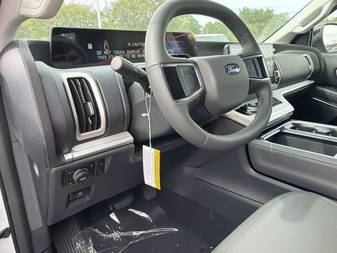 New 2026 Ford Expedition Max Active AWD/4WD image 13