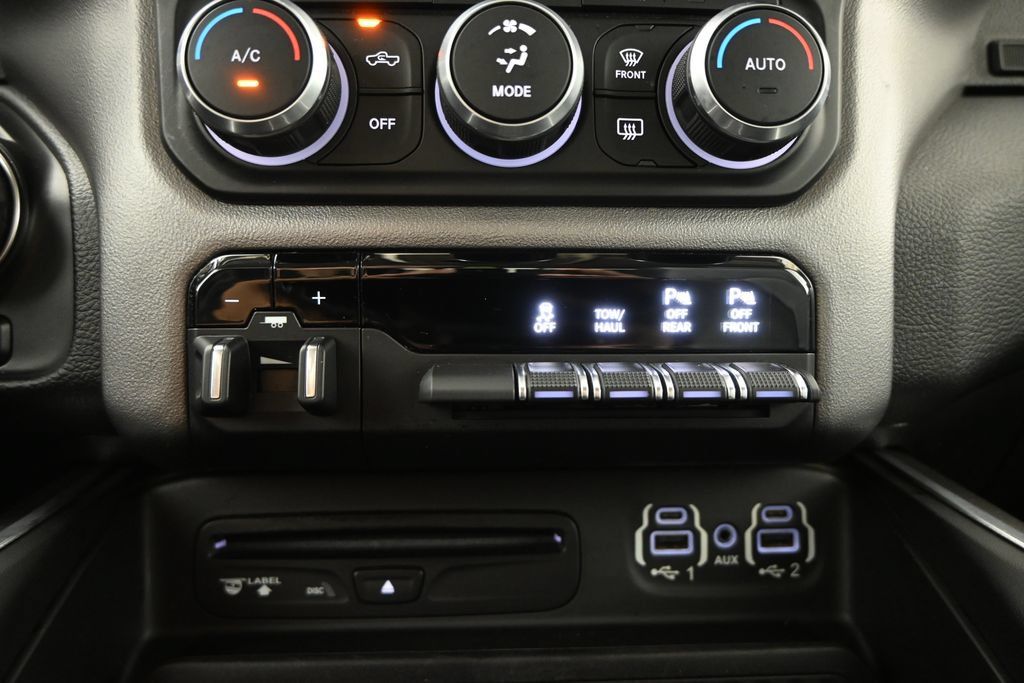 Used 2019 RAM 1500 Big Horn AWD/4WD image 31