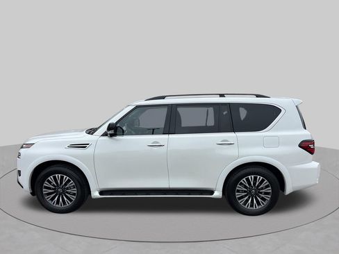 Used 2024 Nissan Armada SL w/ Midnight Edition Package RWD image 4