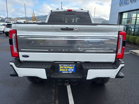 Used 2024 Ford F250 Platinum image 6