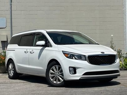 Used 2017 Kia Sedona EX