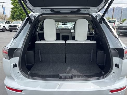 Used 2025 Mitsubishi Outlander SE AWD/4WD image 11