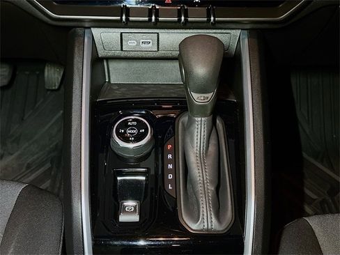 Used 2024 Chevrolet Colorado Trail Boss w/ Advanced Trailering Package image 31