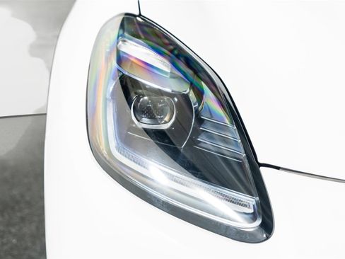 Used 2024 Maserati Grecale Modena image 21