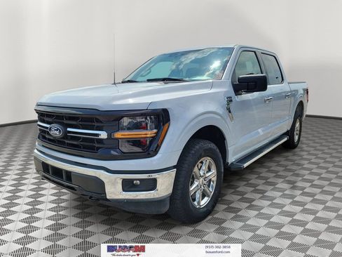 Used 2025 Ford F150 XLT w/ Equipment Group 301A Standard AWD/4WD image 2