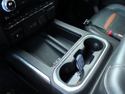 Used 2020 GMC Sierra 1500 AT4 w/ AT4 Premium Package image 26