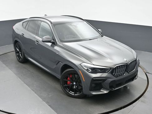 Used 2023 BMW X6 M50i w/ Premium Enhanced Package image 33