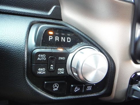 Used 2022 RAM 1500 Laramie AWD/4WD image 42