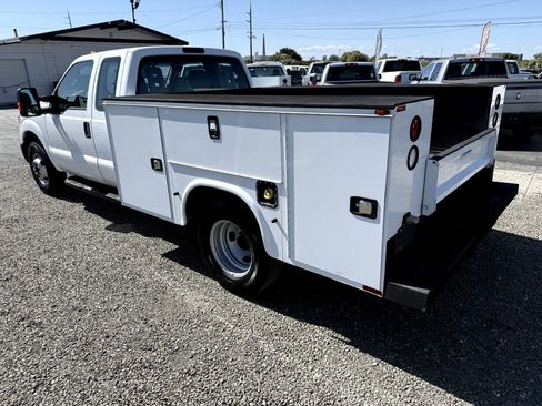 Used 2016 Ford F350 XL w/ Power Equipment Group RWD image 7