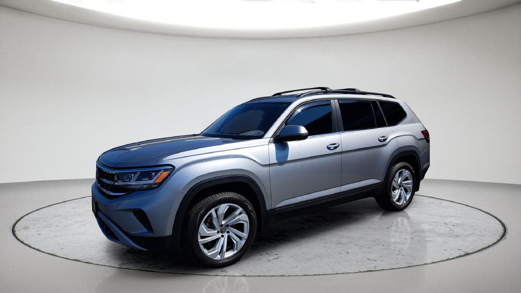Used 2023 Volkswagen Atlas SE AWD/4WD image 1