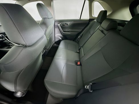 Used 2025 Toyota RAV4 LE image 27