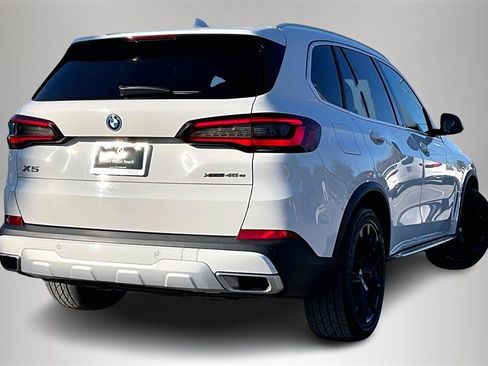 Used 2023 BMW X5 xDrive45e image 5
